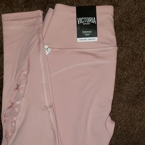 NWT VICTORIA SECRET SPORT knockout tights